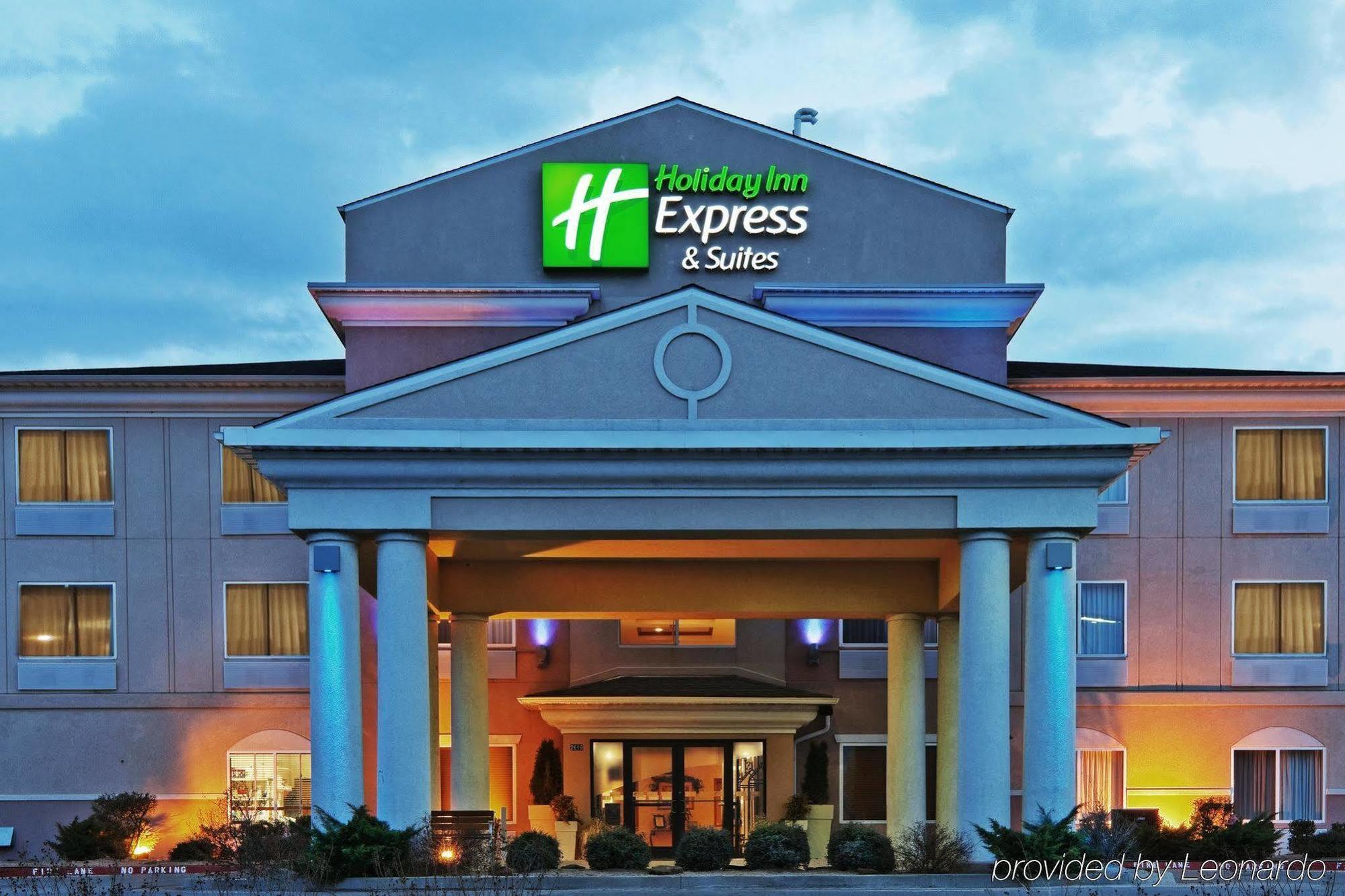 Holiday Inn Express Hotel & Suites Chickasha By Ihg Exteriör bild