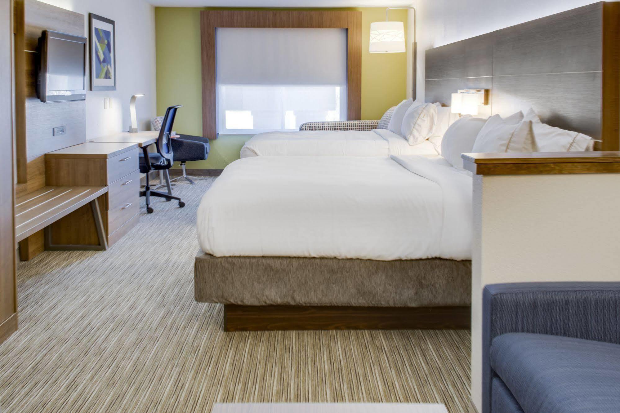 Holiday Inn Express Hotel & Suites Chickasha By Ihg Exteriör bild